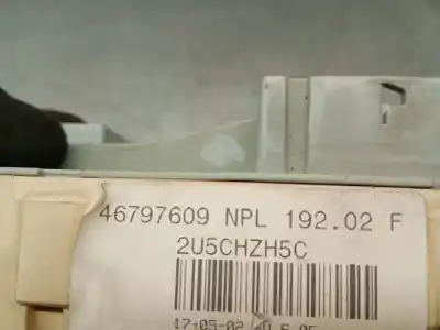 Second-hand car spare part fuse box unit for fiat stilo (192_) 1.9 jtd (192_xe1a) oem iam references 46750594  