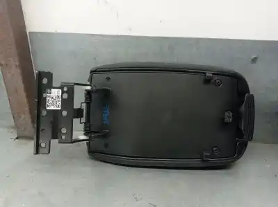 Автозапчастина б/у центральний подлокник для kia xceed (cd) 1.5 t-gdi посилання на oem iam 84660j7100wk  84660j7100wk