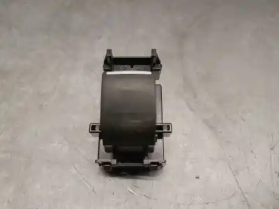 Pezzo di ricambio per auto di seconda mano  per TOYOTA COROLLA SEDÁN (_E21_)  Riferimenti OEM IAM 8481002260  8481002260