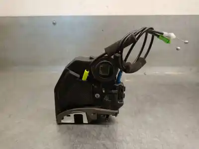 Peça sobressalente para automóvel em segunda mão Fechadura Da Porta Traseira Esquerda por TOYOTA COROLLA SEDÁN (_E21_) 1.8 VVTI HYBRID (ZWE211, MZEA12) Referências OEM IAM 6906002580  6906002580