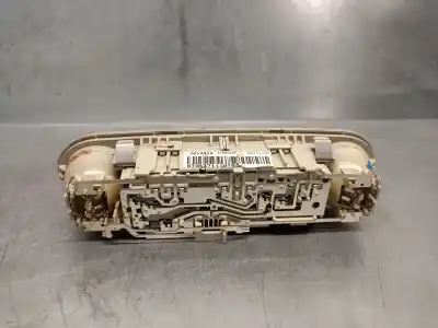 Автозапчастина б/у внутрішне світло для audi a5 (8t3) 3.0 tdi quattro посилання на oem iam 8t0947111at  8t0947111