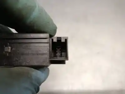 Peça sobressalente para automóvel em segunda mão interruptor 4 piscas - emergência por audi a5 (8t3) 3.0 tdi quattro referências oem iam 8k1941509  8k1941509