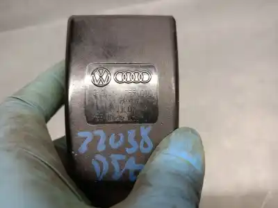 Автозапчастина б/у гачок для audi a5 (8t3) 3.0 tdi quattro посилання на oem iam 8k085775501c  8k0857755d