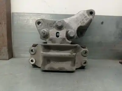 Автозапчастина б/у опора двигуна ліва для audi q3 (8ub, 8ug) 2.0 tdi посилання на oem iam 8j0199555