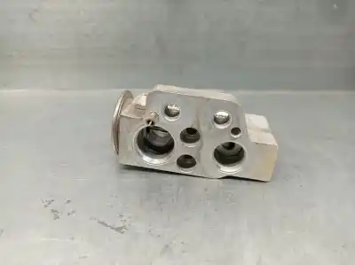 Автозапчастина б/у розсильний клапан для audi q3 (8ub, 8ug) 2.0 tdi посилання на oem iam 8u1820103  