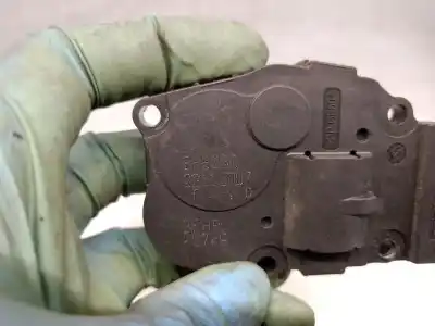 Автозапчастина б/у двигатель відкривання люків кондиціонація для audi a5 (8t3) 3.0 tdi quattro посилання на oem iam efb330 k9749 behr 8k0820511c