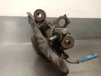 Second-hand car spare part front right knuckle for bmw x3 (e83) 2.0 sd oem iam references 31213450558  31213450558