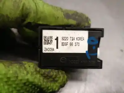 Автозапчасти б/у управление задними правыми стеклами за mazda cx-30 (dm) skyactiv-x m hybrid ссылки oem iam bdgf66370  bdgf66370