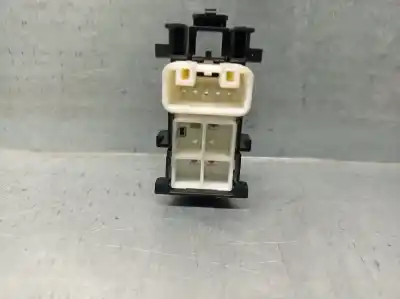 Автозапчасти б/у управление задними левыми стеклами за toyota yaris (_p13_) 1.5 (nsp131_) ссылки oem iam 19282916  