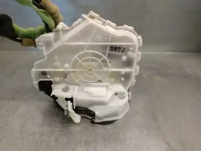 Pezzo di ricambio per auto di seconda mano serratura porta posteriore sinistra per mazda cx-30 (dm) skyactiv-x m hybrid riferimenti oem iam dfr573310  dfr573310