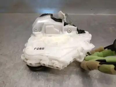 Pezzo di ricambio per auto di seconda mano serratura porta posteriore sinistra per mazda cx-30 (dm) skyactiv-x m hybrid riferimenti oem iam dfr573310  dfr573310