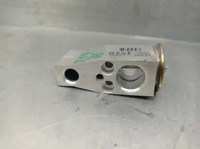 Автозапчастина б/у розсильний клапан для toyota yaris (_p13_) 1.5 (nsp131_) посилання на oem iam 75004540  