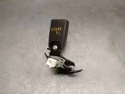 Автозапчасти б/у крюк для пояса за MAZDA CX-30 (DM) SKYACTIV-X M HYBRID ссылки OEM IAM DFR557780  DFR557780