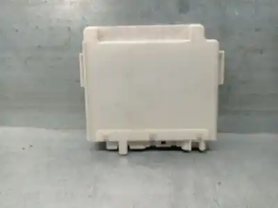 Автозапчасти б/у блок реле/предохранителей за toyota yaris (_p13_) 1.5 (nsp131_) ссылки oem iam 8264152020 72409647 