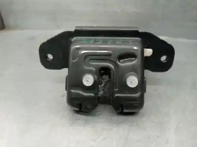 Автозапчастина б/у замок багажника / ворот для toyota yaris (_p13_) 1.5 (nsp131_) посилання на oem iam 6935002090  6935002090