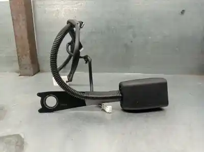 Автозапчасти б/у крюк для пояса за TOYOTA YARIS (_P13_) 1.5 (NSP131_) ссылки OEM IAM 732300D340C0  732300D340C0