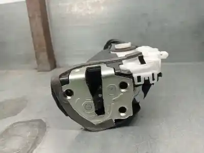 Автозапчастина б/у замок дверей заднього лівого для toyota yaris (_p13_) 1.5 (nsp131_) посилання на oem iam 690600d310  690600d310