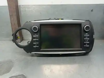 Автозапчастина б/у багатофункційний дисплей для toyota yaris (_p13_) 1.5 (nsp131_) посилання на oem iam 861400d320