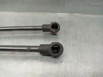 Автозапчасти б/у амортизаторы багажника/двери за toyota yaris (_p13_) 1.5 (nsp131_) ссылки oem iam 689600d170 689500d210 