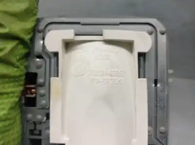 Second-hand car spare part interior light for fiat doblo cargo (263_) 1.3 d multijet oem iam references 735244963  