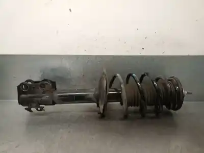 Автозапчастина б/у амортизатор передній лівий для toyota yaris (_p13_) 1.5 (nsp131_) посилання на oem iam 485200d441 03031000486 kyb 485200d441