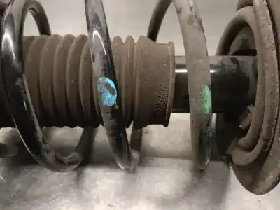 Автозапчастина б/у амортизатор передній лівий для toyota yaris (_p13_) 1.5 (nsp131_) посилання на oem iam 485200d441 03031000486 kyb 485200d441