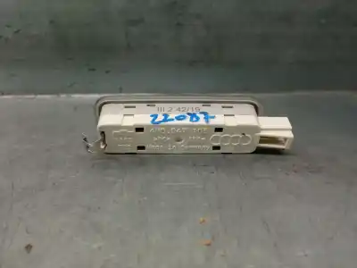 Автозапчасти б/у внутренний свет за audi a6 c8 (4a2) 35 tdi mild hybrid ссылки oem iam 4m0947105  