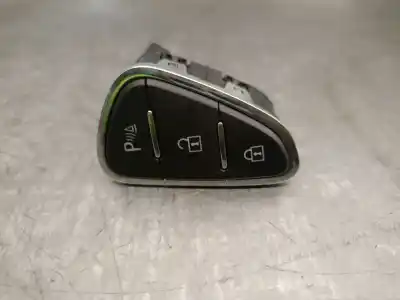 Pezzo di ricambio per auto di seconda mano Interruttore per OPEL CORSA E (X15) 1.4 LPG (08, 68) Riferimenti OEM IAM 39031631  39031631