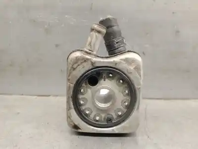 Peça sobressalente para automóvel em segunda mão RADIADOR DE ÓLEO DO MOTOR por VOLKSWAGEN CRAFTER 30-50 CAJA/CHASIS (2F_)  Referências OEM IAM 068117021B  068117021B