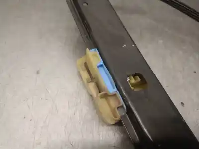 Peça sobressalente para automóvel em segunda mão elevador de vidros dianteiro direito por audi a4 b8 avant (8k5) 2.0 tdi referências oem iam 8k0837462 1021979815101 brose 8k0837462