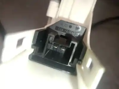 Peça sobressalente para automóvel em segunda mão elevador de vidros dianteiro direito por audi a4 b8 avant (8k5) 2.0 tdi referências oem iam 8k0837462 1021979815101 brose 8k0837462