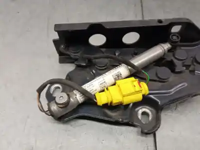 Pièce détachée automobile d'occasion charnière de capot pour audi a6 c8 (4a2) 35 tdi mild hybrid références oem iam 4k0823302a 4k0823823a 4k0823302a