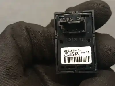 Автозапчастина б/у передній правий віконний вимикач для bmw x4 (f26) xdrive 20 d посилання на oem iam 9361939  