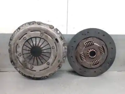 İkinci el araba yedek parçası DEBRIYAJ KITI için AUDI A4 B8 AVANT (8K5)  OEM IAM referansları 3082001011 1878004705 SACHS 0B1141015D