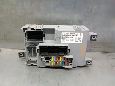 Pezzo di ricambio per auto di seconda mano scatola relè/fusibili per ford ka (ru8) 1.3 tdci riferimenti oem iam 00517935210