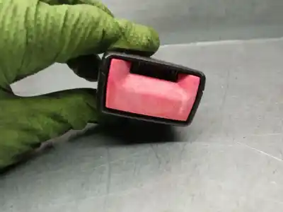Peça sobressalente para automóvel em segunda mão chicote / encaixe cinto segurança por audi q7 (4lb) 3.0 tdi quattro referências oem iam 4l0857755b  