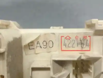 Second-hand car spare part fuse box unit for mazda mx-3 (ec) 1.6 16v oem iam references ea90422164  