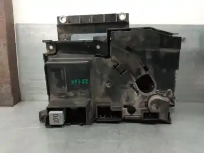 Pezzo di ricambio per auto di seconda mano scatola relè/fusibili per audi q7 (4lb) 3.0 tdi quattro riferimenti oem iam 4l0937555a