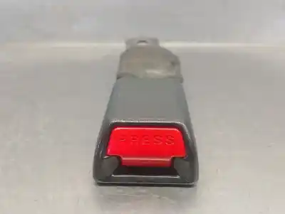 Second-hand car spare part right rear seat belt buckle for mazda mx-3 (ec) 1.6 16v oem iam references ea2557710a02