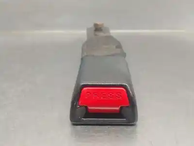 Second-hand car spare part left rear seat belt buckle for mazda mx-3 (ec) 1.6 16v oem iam references ea2557770a02