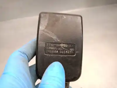 Автозапчасти б/у крюк для пояса за ford tourneo connect 1.8 tdci ссылки oem iam 2t14v61202aa  4426192