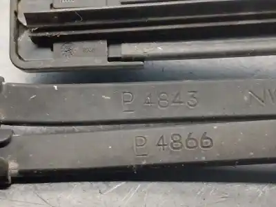 Peça sobressalente para automóvel em segunda mão haste de escova dianteiro direito por mazda mx-3 (ec) 1.6 16v referências oem iam ea2567321b  ea2567321b