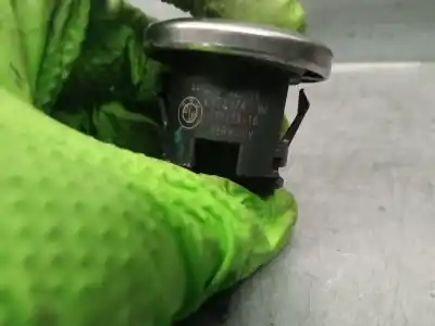 Second-hand car spare part start/stop button for bmw 3 coupé (e92) 320 d oem iam references 697327606 10862510 