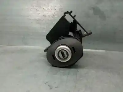 Second-hand car spare part tailgate lock for bmw 3 coupé (e92) 320 d oem iam references 51247167321  51247144878