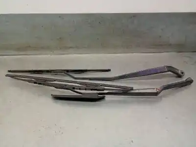 Peça sobressalente para automóvel em segunda mão haste de escova dianteiro direito por hyundai accent i (x-3) 1.3 i 12v referências oem iam 9831022060