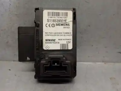 Peça sobressalente para automóvel em segunda mão Comutador De Ignição por RENAULT MEGANE II (BM0/1_, CM0/1_) 1.5 DCI (BM0F, BM0T, BM2B, CM0F, CM0T) Referências OEM IAM 8200074331A 04183 SIEMENS 8200107838