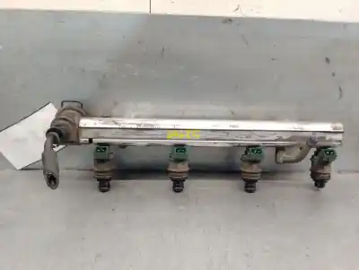 Peça sobressalente para automóvel em segunda mão régua / rampa de injetores por volvo s40 i (644) 1.8 referências oem iam 9202804