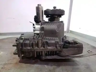 Pièce détachée automobile d'occasion boîte de transfert pour bmw x3 (e83) 2.0 sd références oem iam 27107567845 137744 27103455131