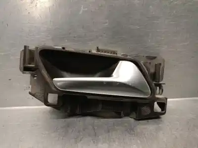 Peça sobressalente para automóvel em segunda mão puxador interior dianteiro direito por opel combo e tour / life (k9) 1.5 referências oem iam 98182872vv