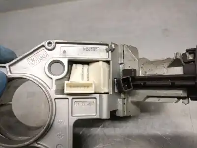 Peça sobressalente para automóvel em segunda mão comutador de ignição por opel astra h (a04) 1.9 cdti (l48) referências oem iam 2421430  6235375